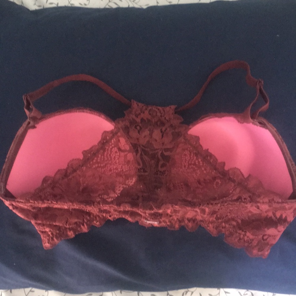 VS Racerback Bra - Picture 2 of 3